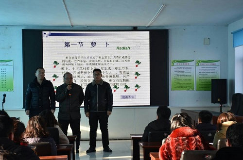 依兰县迎兰朝鲜族乡成人文化技术学校新型农民实用技术培训