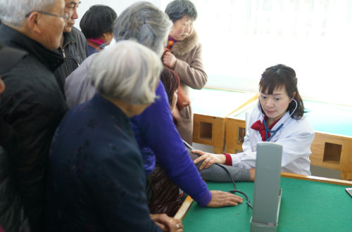 孝源学习中心开展老年健康教育活动