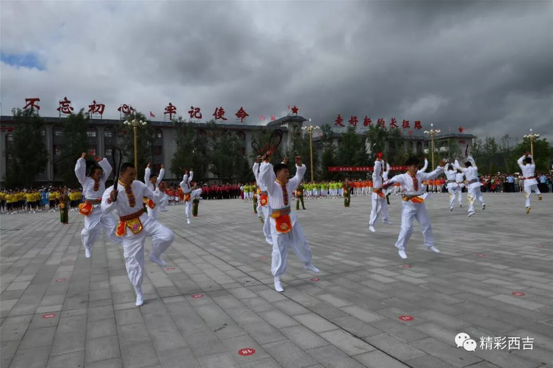西吉县参加自治区60大庆展演节目 《六盘响鞭》完成排练