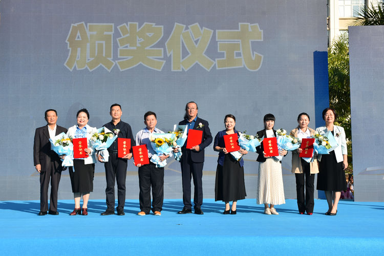 澄迈县社区教育学院荣获两项国家级殊荣